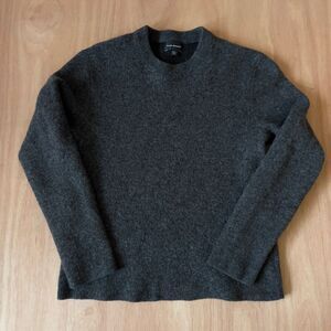 Club Monaco women's wool sweater size M crewneck charcoal gray. Fits small